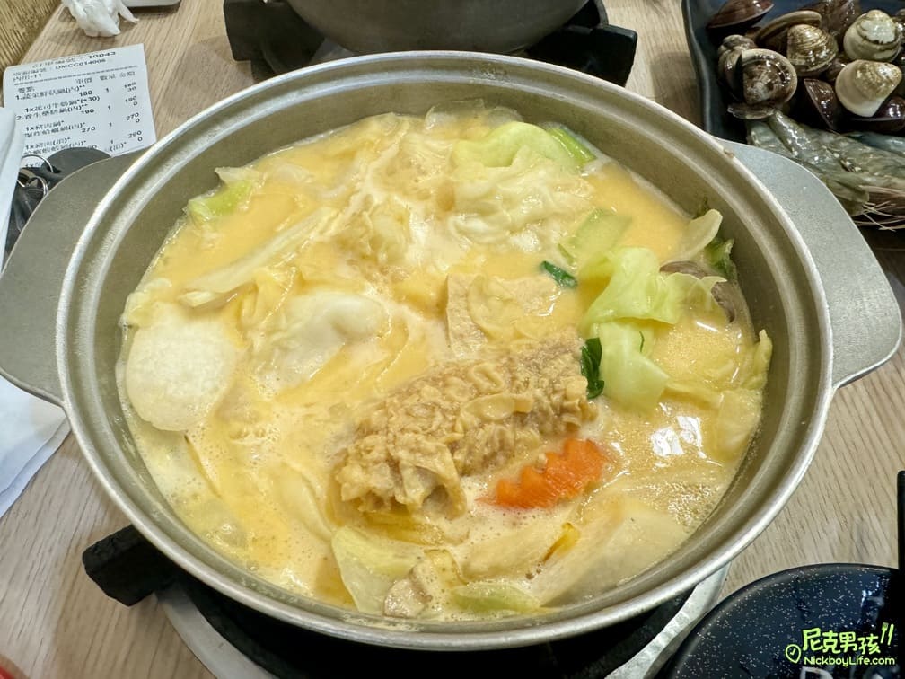 高雄火鍋推薦【億品鍋-高雄中安店】個人每鍋$150起,日式涼麵、豬油拌飯、生菜沙拉及霜淇淋等多樣點心及飲品任你吃|打狗美食 58 IMG 6524