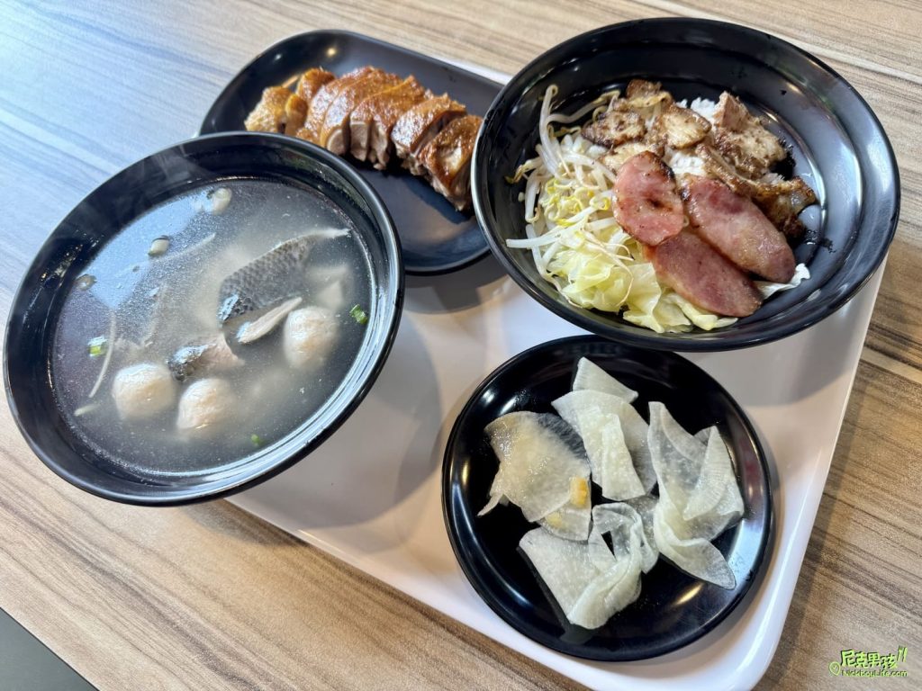 必比登推薦【老爺美食館-鼎山店】必點招牌焦糖燻鴨、香茅煎肉及三骨高湯,傳承50多年健康與美味並存的好味道|打狗美食 27 IMG 6847