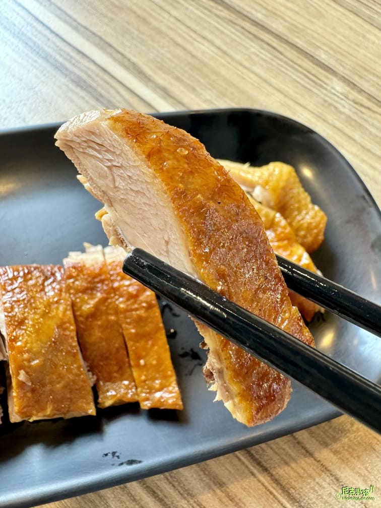 必比登推薦【老爺美食館-鼎山店】必點招牌焦糖燻鴨、香茅煎肉及三骨高湯,傳承50多年健康與美味並存的好味道|打狗美食 32 IMG 6862