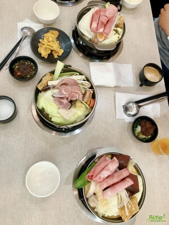 楠梓火鍋推薦【樂哈哈鍋物】百元平價鍋物外,豬油拌飯、薯片、霜淇淋及多種飲料均無限暢飲|打狗美食 32 IMG 9526