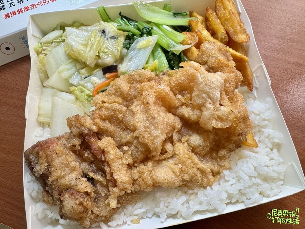 小港美食推薦【大支雞腿飯】號稱桂林一帶生意最好的便當店,招牌雞腿大隻不裹粉,獨特醬汁醃製,美味又回味!|打狗美食 36 IMG 7383