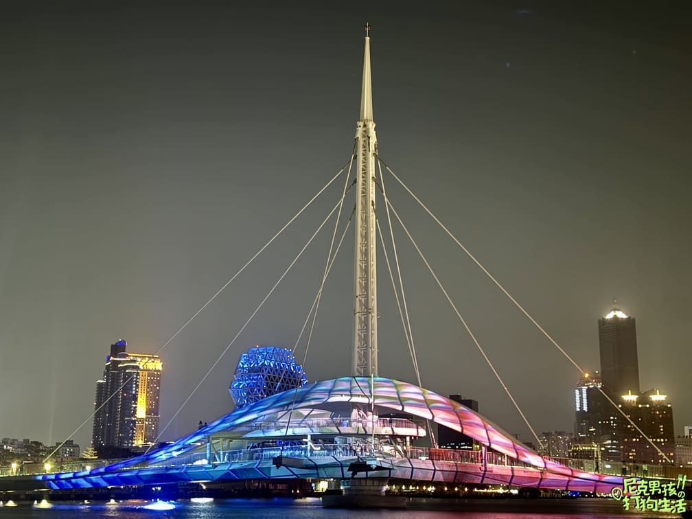2024【大港橋文化科技展演-Xverse跨境新視界】透過科技投影與音樂做完美結合,打造出沉浸式的燈光秀展演|打狗活動 26 IMG 7545