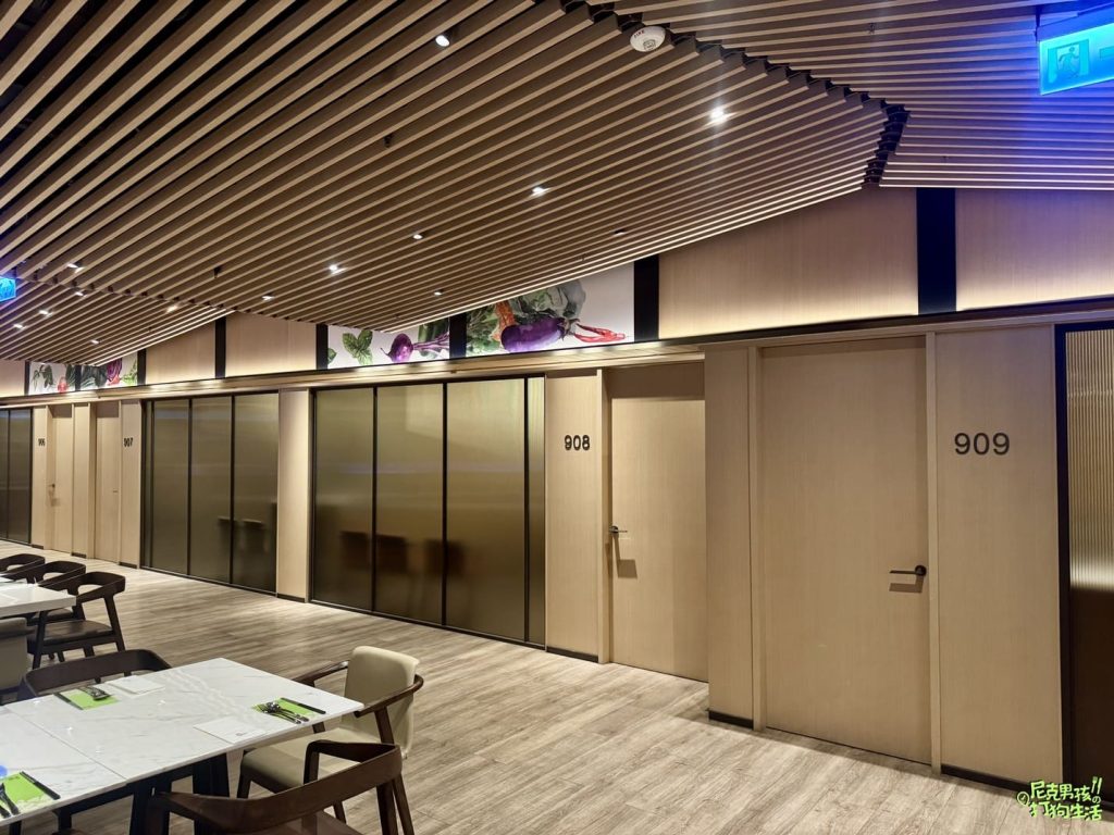 鼓山美食【京享蔬食百匯餐廳】高雄素食吃到飽,各式各樣美味蔬食料理buffet 讓你嘴巴停不下來|打狗美食 17 IMG 1295