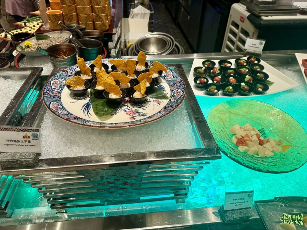 鼓山美食【京享蔬食百匯餐廳】高雄素食吃到飽,各式各樣美味蔬食料理buffet 讓你嘴巴停不下來|打狗美食 55 IMG 1340